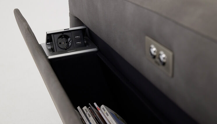 Broadway hoeksalon met usb lader en stopcontact Seats and Sofas