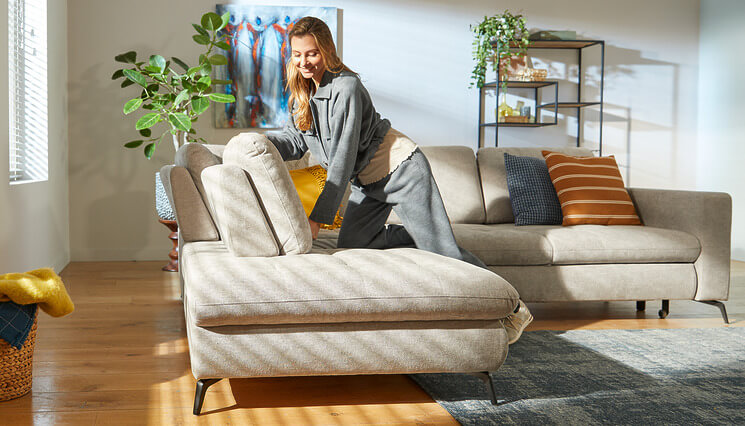 Brandon Hoeksalon Beige Rugkussen