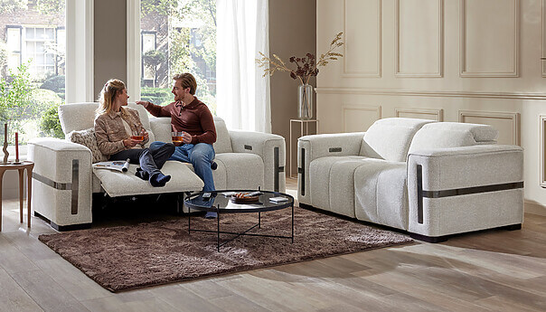 Loretta 3-zit en 2-zit salon met relaxfunctie Seats and Sofas